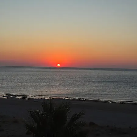 Beachfront Apartamento *